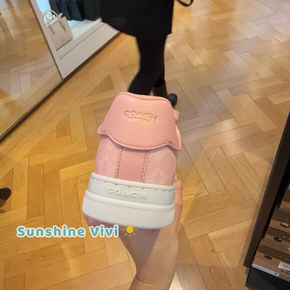 NEW Coach High Line Sneaker Woman's Signature Canvas CBT39 Powder Pink Size 9.5 - Picture 4 of 10